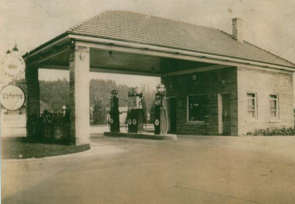 Feres Bros Station 1930S 001 (newer photo)